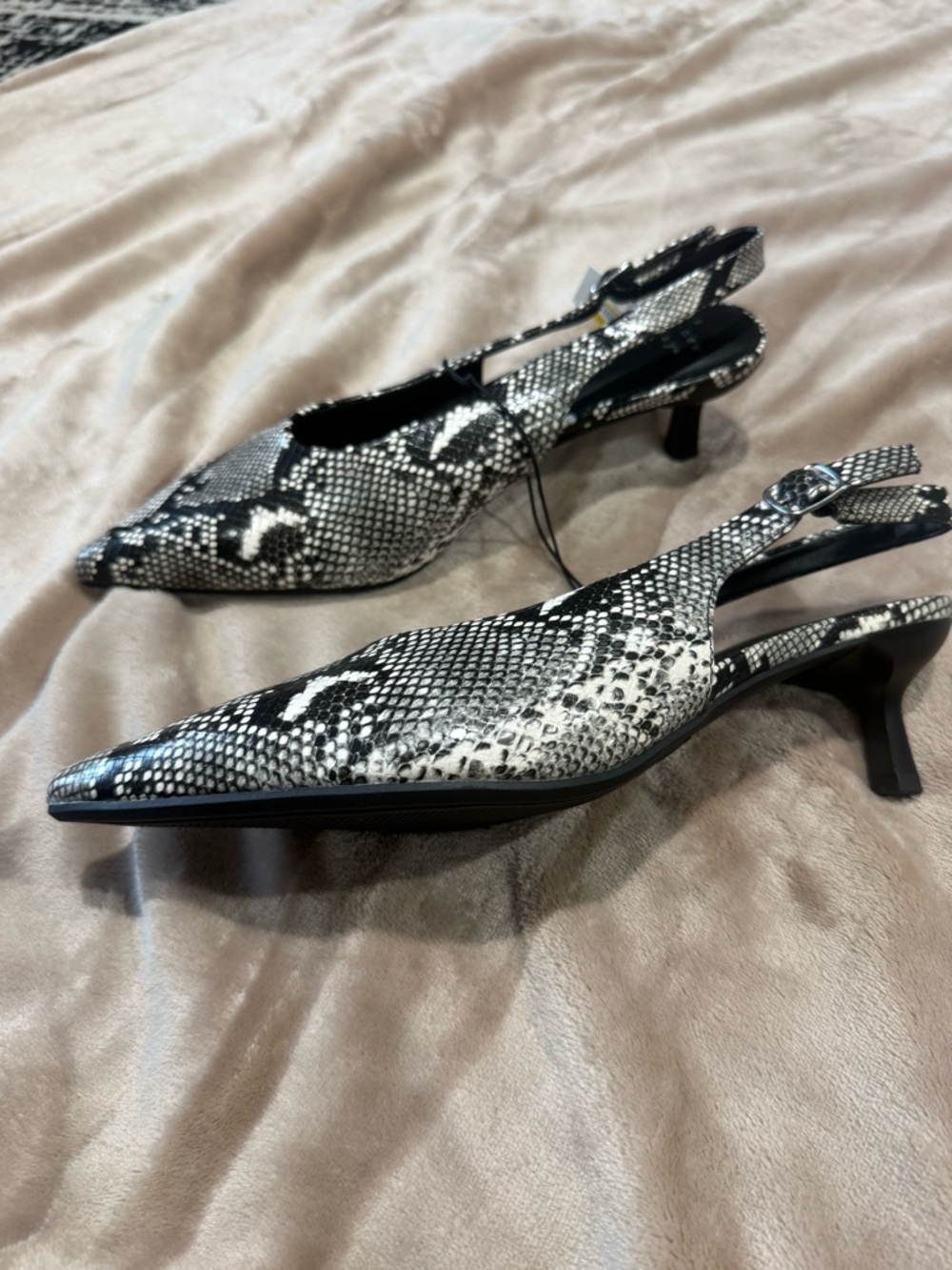Women's Black & White Snake-Print Slingback Kitten Heels